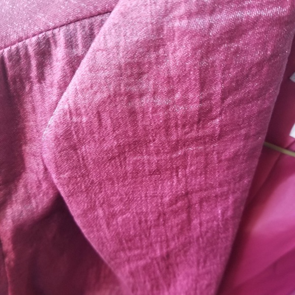 3/ $25 Beautiful two tone pink jacket. - Picture 3 of 5